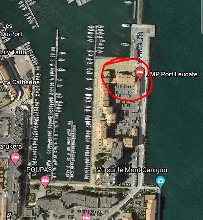 T2 cabine avec très belle vue sur le port de plaisance Leucate Extérieur photo