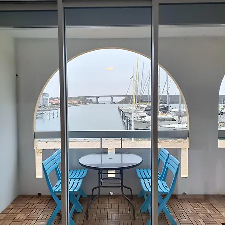 T2 cabine avec très belle vue sur le port de plaisance Leucate Extérieur photo