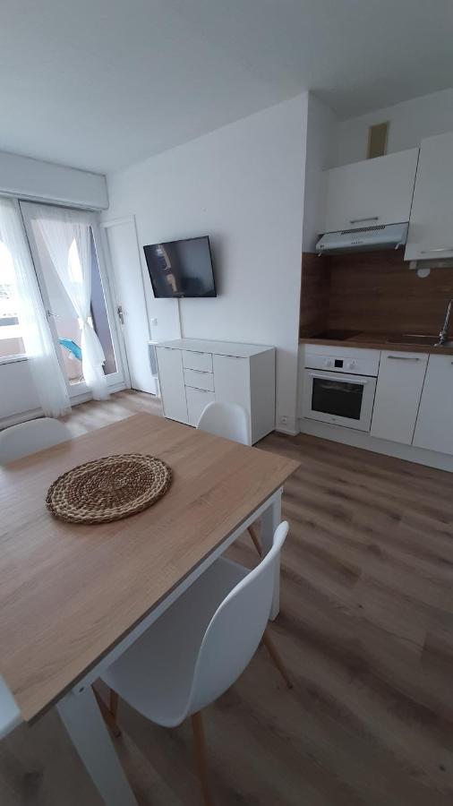 Apartment T2 Avec Tres Belle Vue Sur Le Port De Plaisance Leucate