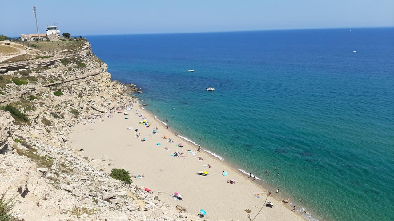 T2 Avec Très Belle Vue Sur Le Port De Plaisance Appartement