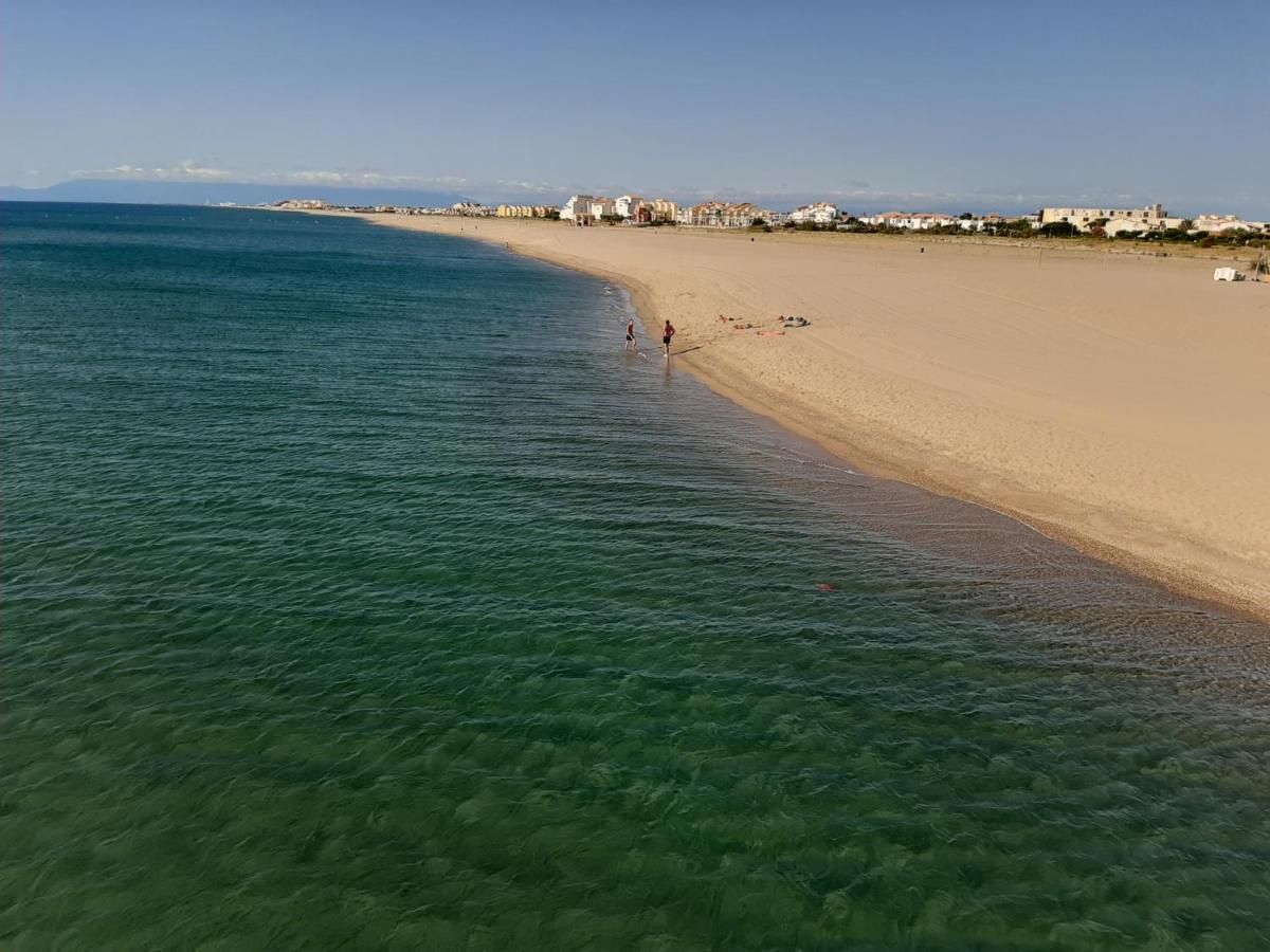T2 Avec Très Belle Vue Sur Le Port De Plaisance Appartement